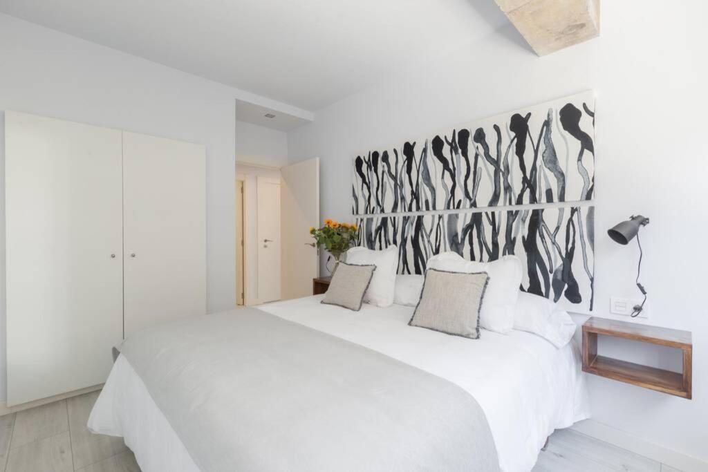 New Gorgeous Central Apartment - Beachfront - 3 Bd サン・セバスティアン エクステリア 写真