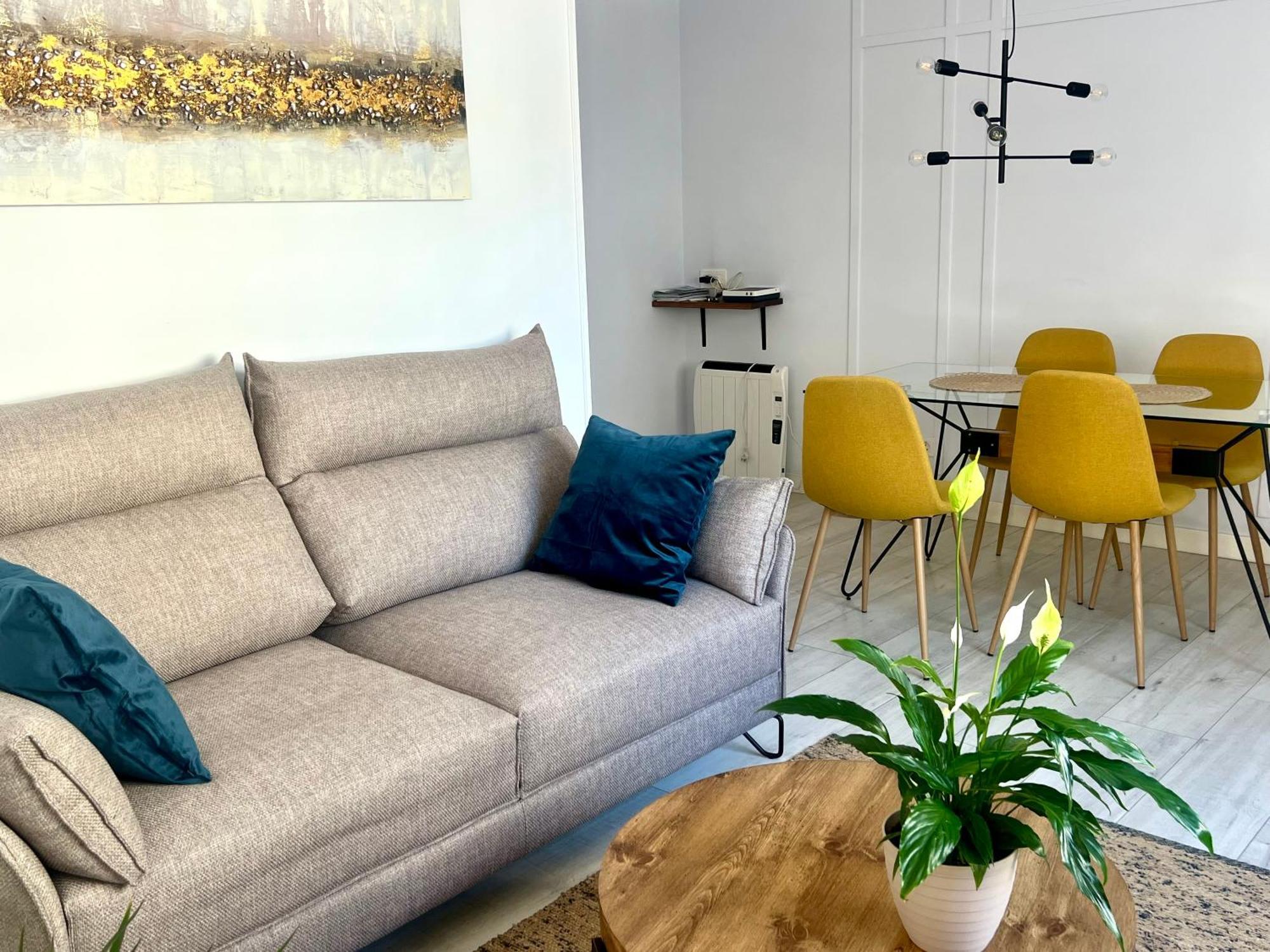 New Gorgeous Central Apartment - Beachfront - 3 Bd サン・セバスティアン エクステリア 写真